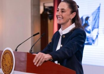 Sheinbaum confirmó que busca relevar a Esteban Moctezuma de la embajada en EU y propuso a Roberto Lazzeri.