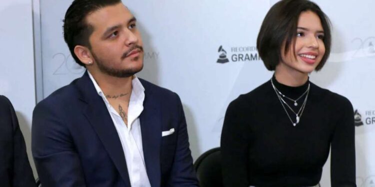 El rumor sobre si Cristian Nodal y Ángela Aguilar se separaron