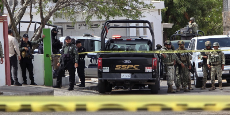 En Jalisco asesinan a regidor y en Sinaloa a líder de sindicato de burócratas