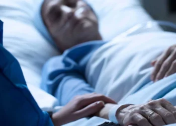 Médicos respaldan “Ley Trasciende” para una muerte digna