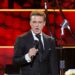 Luis Miguel es hospitalizado en EU