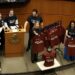 Se enfrentan por playeras en el Senado: “Yo con Maru” y “Yo con Rocha”
