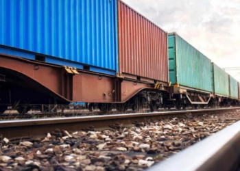 Hallan cuerpos de migrantes en tren en Laredo; 4 eran mexicanos