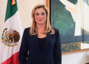Maru Campos comparece ante FGR y recibe segundo citatorio