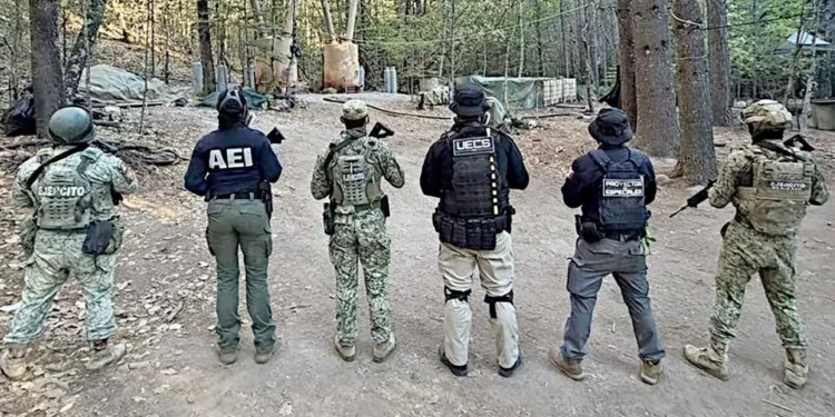 Cita FGR cita 50 funcionarios de Chihuahua por operativo con la CIA