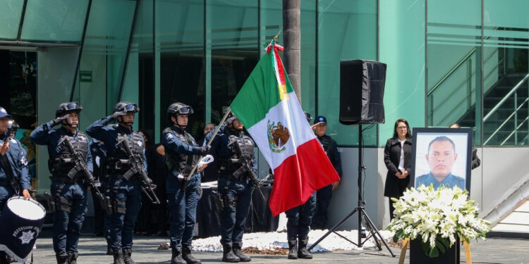 Despiden con honores a agente federal asesinado en Matamoros