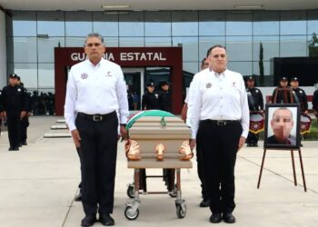 Despiden con honores a policías caídos en emboscada en Reynosa