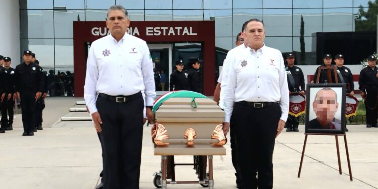 Despiden con honores a policías caídos en emboscada en Reynosa