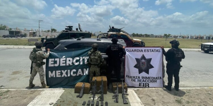 En operativo en Matamoros aseguran arsenal y camioneta robada en EU
