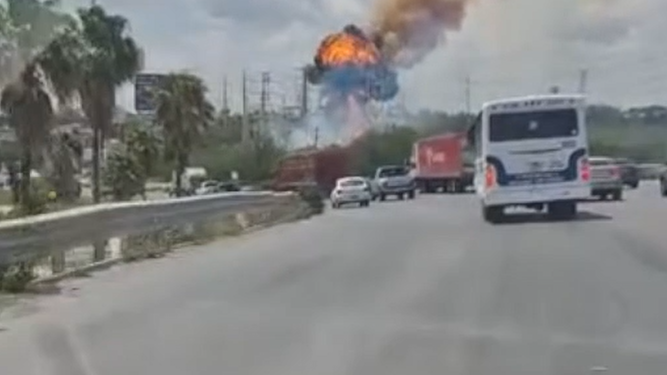 Explota subestación de CFE en Reynosa; colonias quedan sin luz