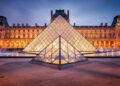 Robo del Museo Louvre tendrá película y una serie