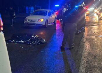 Mueren dos hombres atropellados en Matamoros y responsables huyen