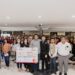 Entregan tarjetas de "La Escuela es Nuestra" para dignificar planteles