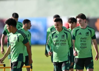FMF amenaza a Chivas con vetar del Mundial 2026 a sus seleccionados