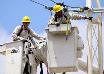 CFE promete resolver apagones en Matamoros en un plazo de 15 días