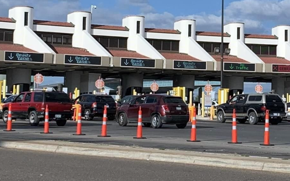 Elevan tarifas en puente internacional de Laredo: así quedaron