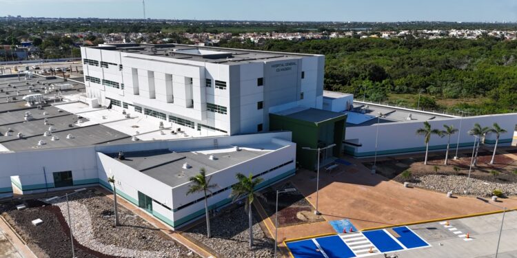 Amplía Gobierno de Américo atención médica al consolidar red hospitalaria
