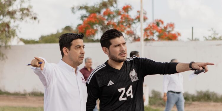 Supervisa Beto Granados rehabilitación de área deportiva y se reúne con vecinos de Infonavit Los Ángeles con el programa “Tu Voz Transforma”