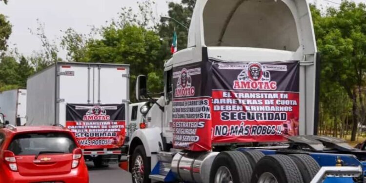 Nuevo paro nacional de transportistas por inseguridad en México: fecha y hora