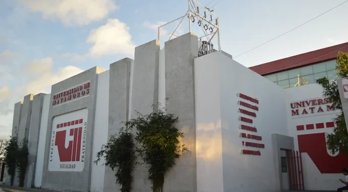 Cae operativo de Protección Civil a la Facultad de Odontología de la UDM por mal estado de instalaciones