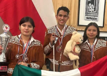 Polémica en Reynosa por estudiante del CETis 71 que acudió al Mundial