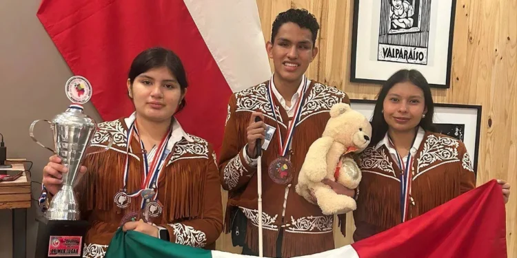 Polémica en Reynosa por estudiante del CETis 71 que acudió al Mundial
