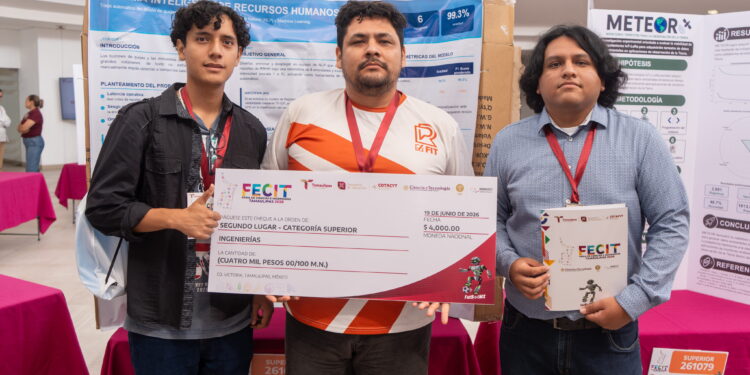 Investigadores y estudiantes de la UAT crean innovador sistema de IA para recursos humanos