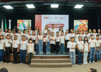 Consolida UAT calidad en la enseñanza de idiomas para la niñez y adolescencia
