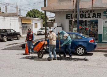 Beto Granados intensifica trabajos de bacheo en distintos sectores de Matamoros