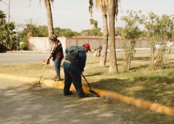 Beto Granados refuerza labores de limpieza en espacios públicos de Matamoros