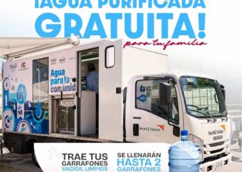 Beto Granados acerca agua purificada a las familias con el programa "Agua para la Comunidad"