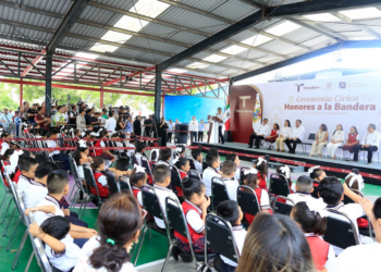 Trabajamos para que haya mejores escuelas y más oportunidades para todas y todos: Américo