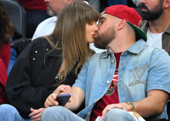 Fans pagan hasta 25 dólares por basura de la boda de Taylor Swift