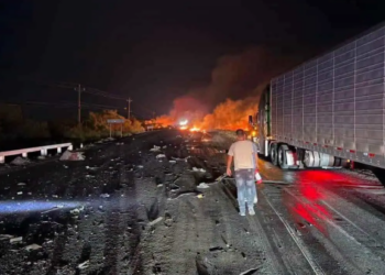 Choque e incendio en carretera Victoria-Matamoros deja un muerto