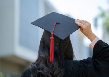 Fraudes en graduaciones escolares: evítalos con estas recomendaciones