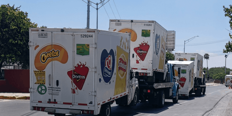 Arriban unidades a PepsiCo en Matamoros; aún investigan causa de incendio