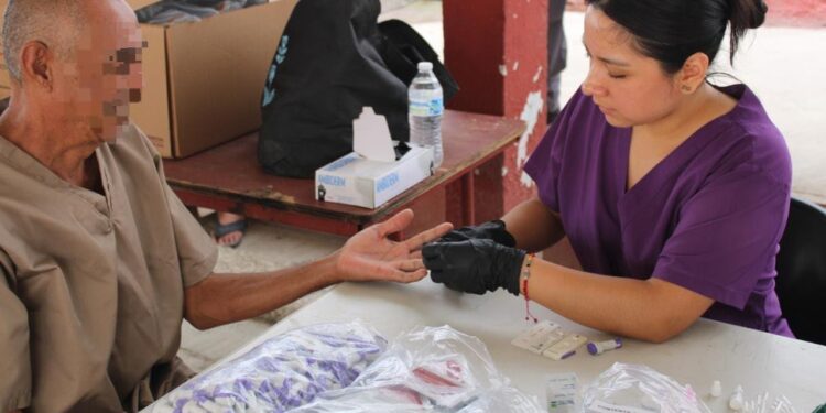 Refuerza SSPT prevención de enfermedades de transmisión sexual en el CEDES Victoria