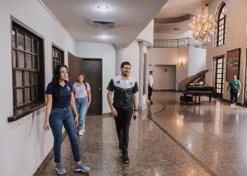 Beto Granados fortalece el Teatro de la Reforma con nuevos equipos de aire acondicionado