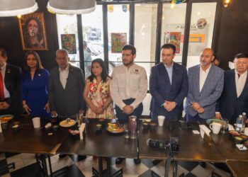 Beto Granados fortalece diálogo con empresarios y líderes sindicales para impulsar el desarrollo de Matamoros