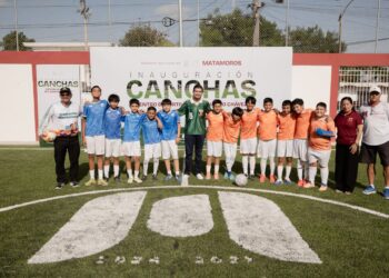Inaugura alcalde Beto Granados nuevas canchas de Fútbol 5 en el Deportivo Eduardo Chávez