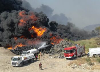 Provocan incendio en basurero de Ciudad Victoria y se queman 25 mil llantas