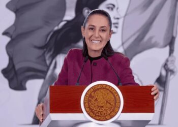 Claudia Sheinbaum pide resolver pronto la suspensión de inscripciones de primer ingreso a las licenciaturas de la UNAM.