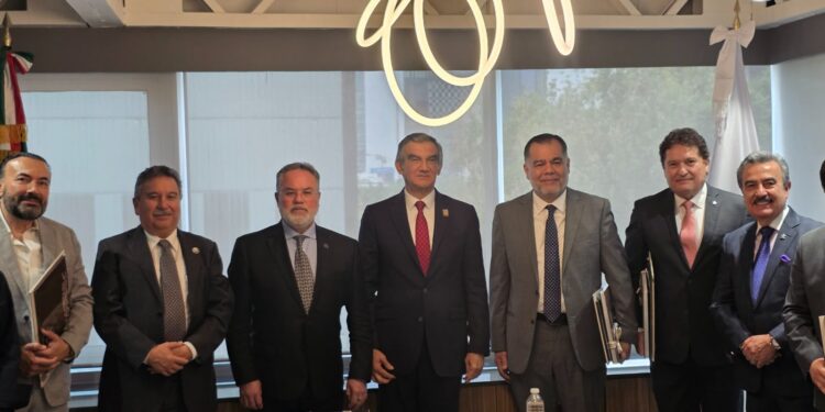 Américo Villarreal fortalece competitividad de Tamaulipas con Canacar y Concamin