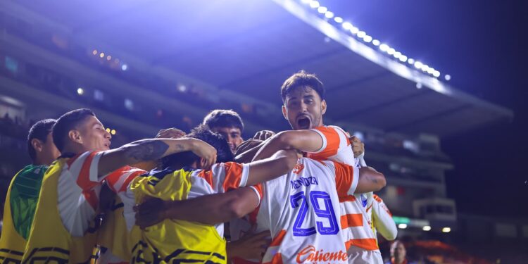 Correcaminos golea a Morelia y vuelve al liderato de la Liga Expansión MX