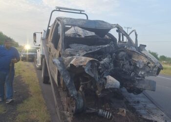 En choque muere hombre calcinado en carretera Reynosa-San Fernando