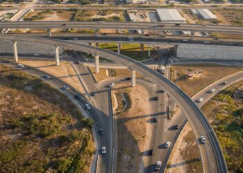 Inicia Américo Villarreal construcción del viaducto elevado Tampico-Altamira