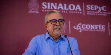 Rubén Rocha Moya retoma funciones como gobernador de Sinaloa