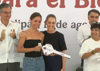 Sheinbaum entrega viviendas del Bienestar en Matamoros: "es justicia", afirma