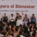 Beto Granados acompaña a Claudia Sheinbaum durante la entrega de viviendas en Matamoros.