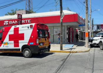 Asalto en banco de Reynosa: sujeto roba a cuentahabiente y huye